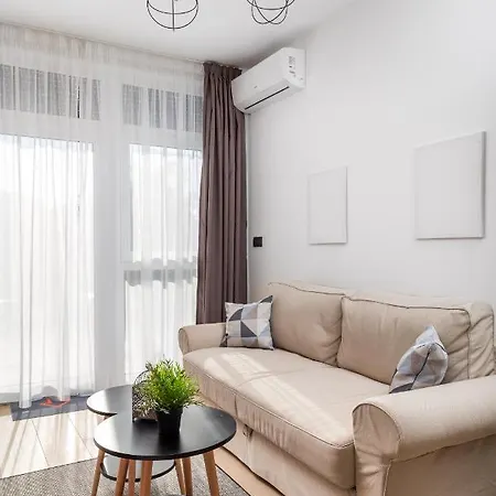 Trio Apartment