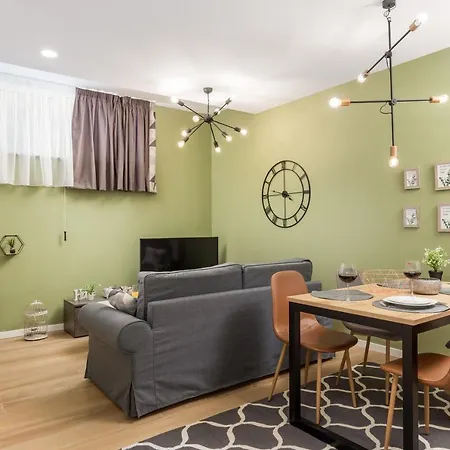 Trio Apartment