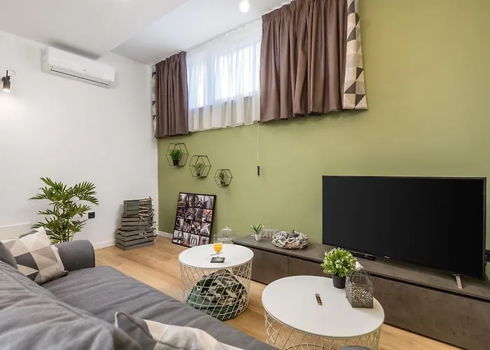 Trio Apartament